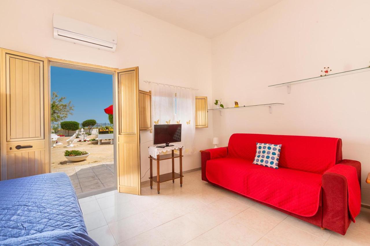 A Casa Di Mario By Barbarhouse Apartment Torre Lapillo Exterior photo